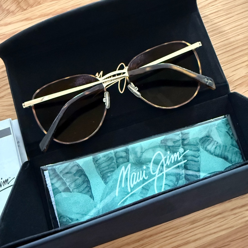 Maui Jim Noni Sunglasses - Picture 2 of 4